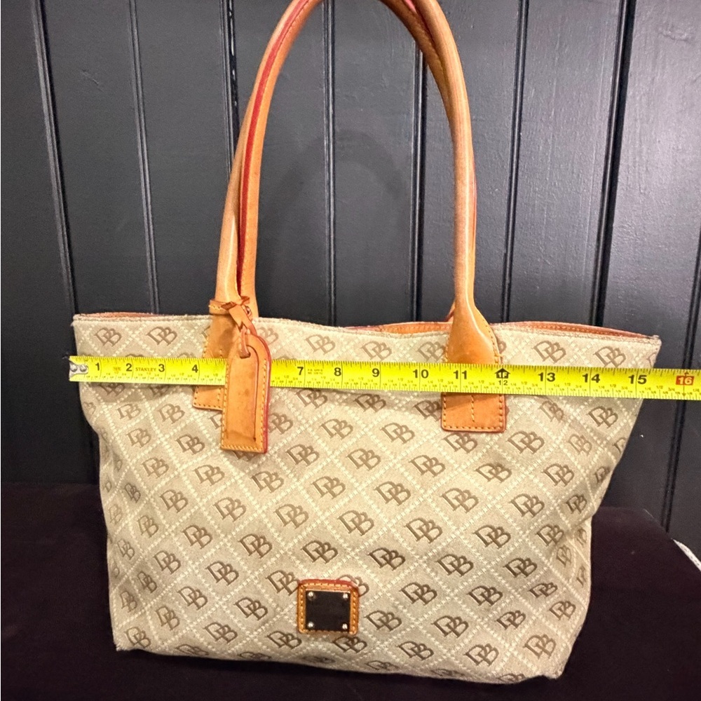 Dooney & Bourke Vintage Tan and Orange Tote Bag - Picture 7 of 15